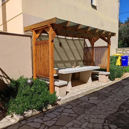 Mala Bella Holiday home